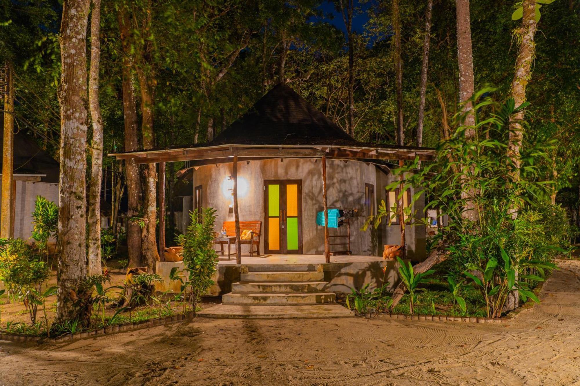 The Tropical Beach Resort Koh Chang Exterior photo