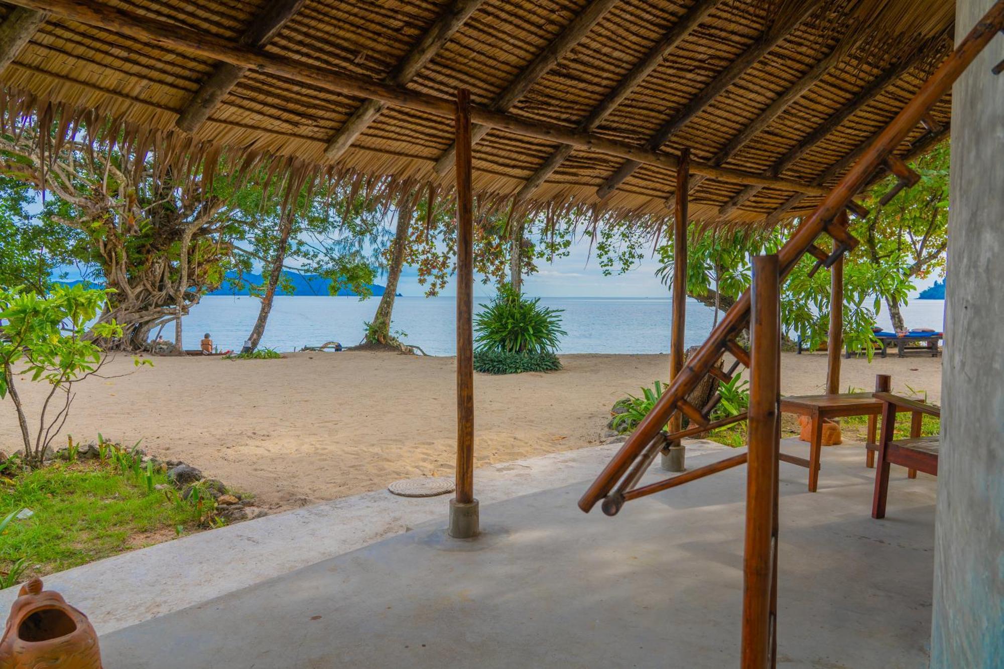 The Tropical Beach Resort Koh Chang Exterior photo